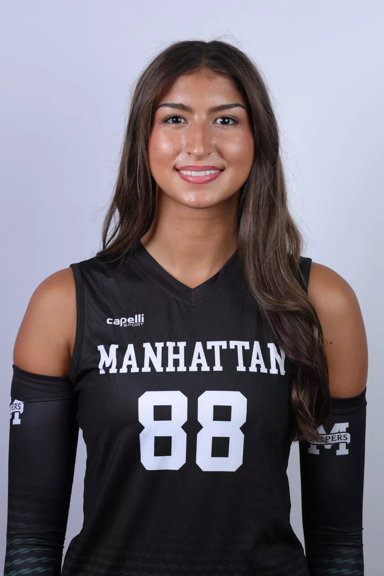Laura Hernandez, Volleyball, Manhattan University