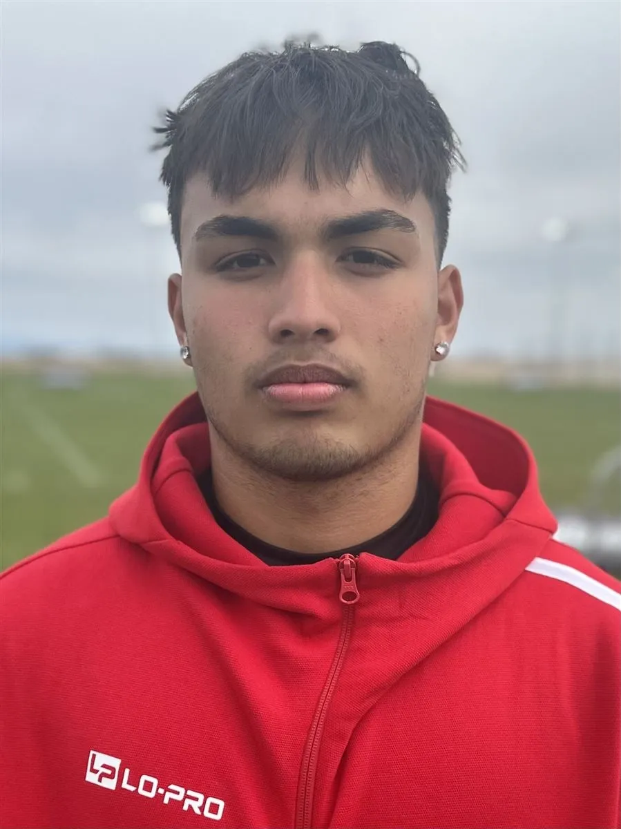 Astin Hange, Football, undefined