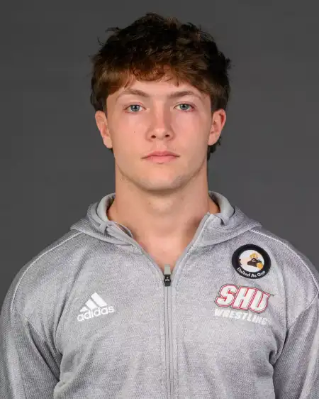 Nicky Desisto, Wrestling, Sacred Heart University