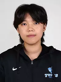 Sophie Guan, Fencing, Tufts University