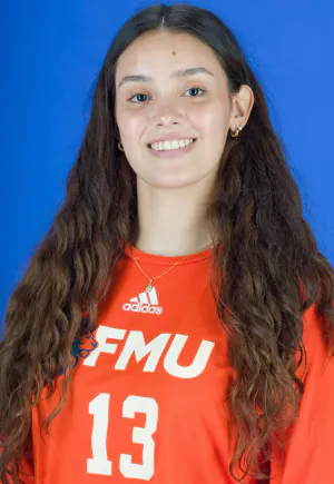 Juliana Medina, Softball, undefined