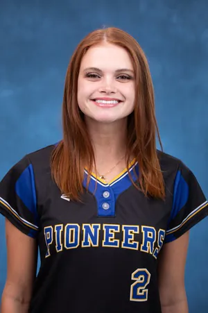 Grace Valdes, Softball, undefined