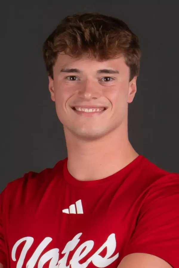 Dylan Alt, Swimming & Diving, University of South Dakota