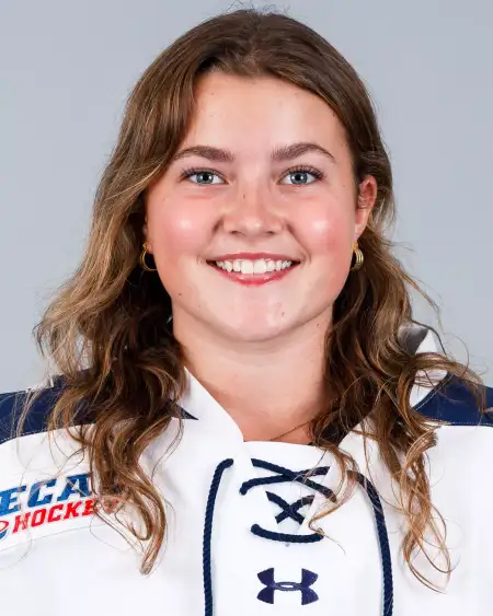 Annie Schwarz, Hockey, Yale University