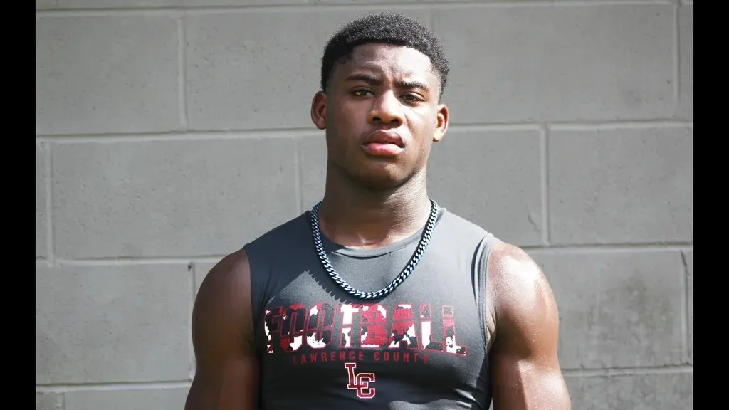 Ahmad Hardy, Football, undefined