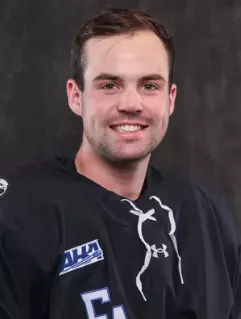 Pat Lawn, Hockey, undefined