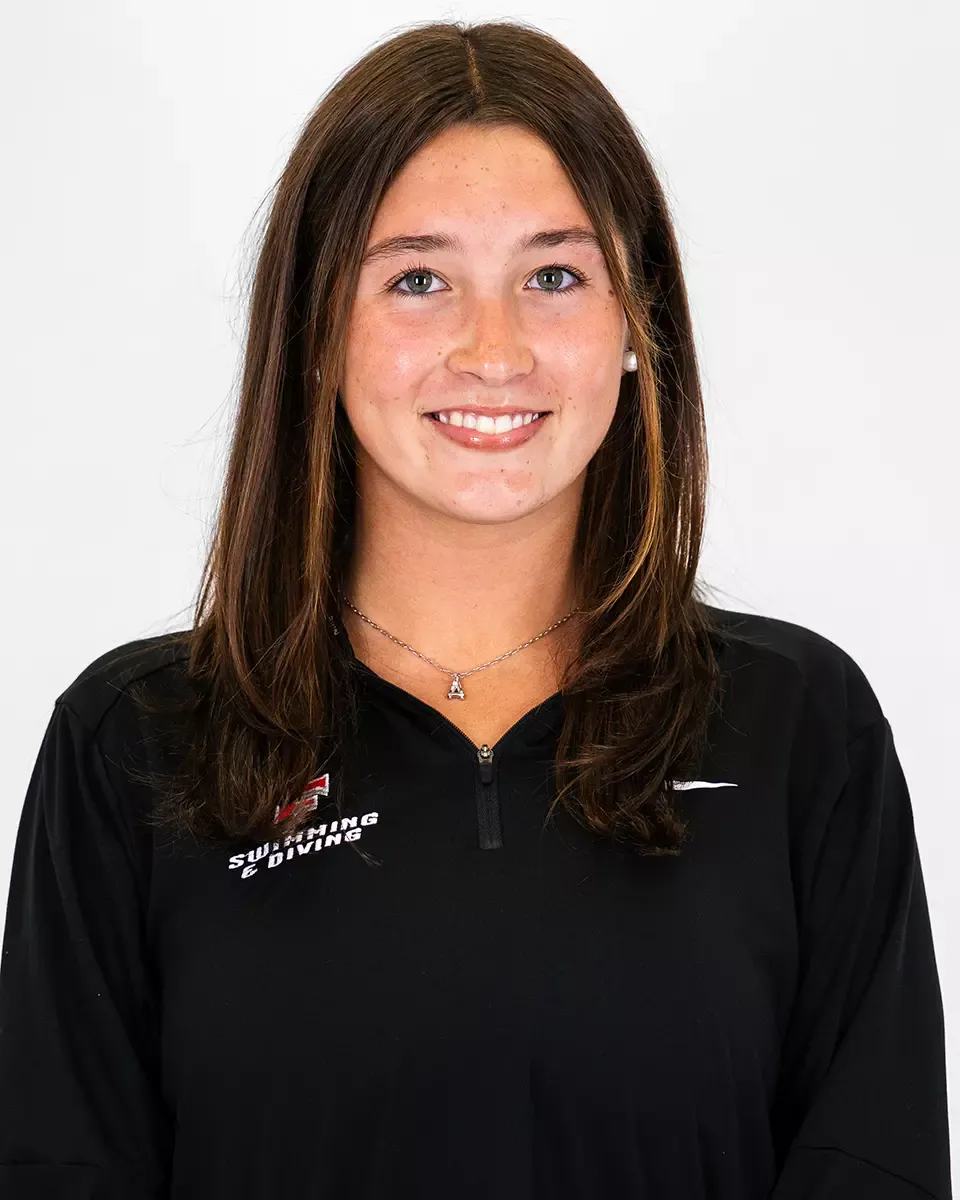 Aimee Quinlan, Swimming & Diving, Fairfield University