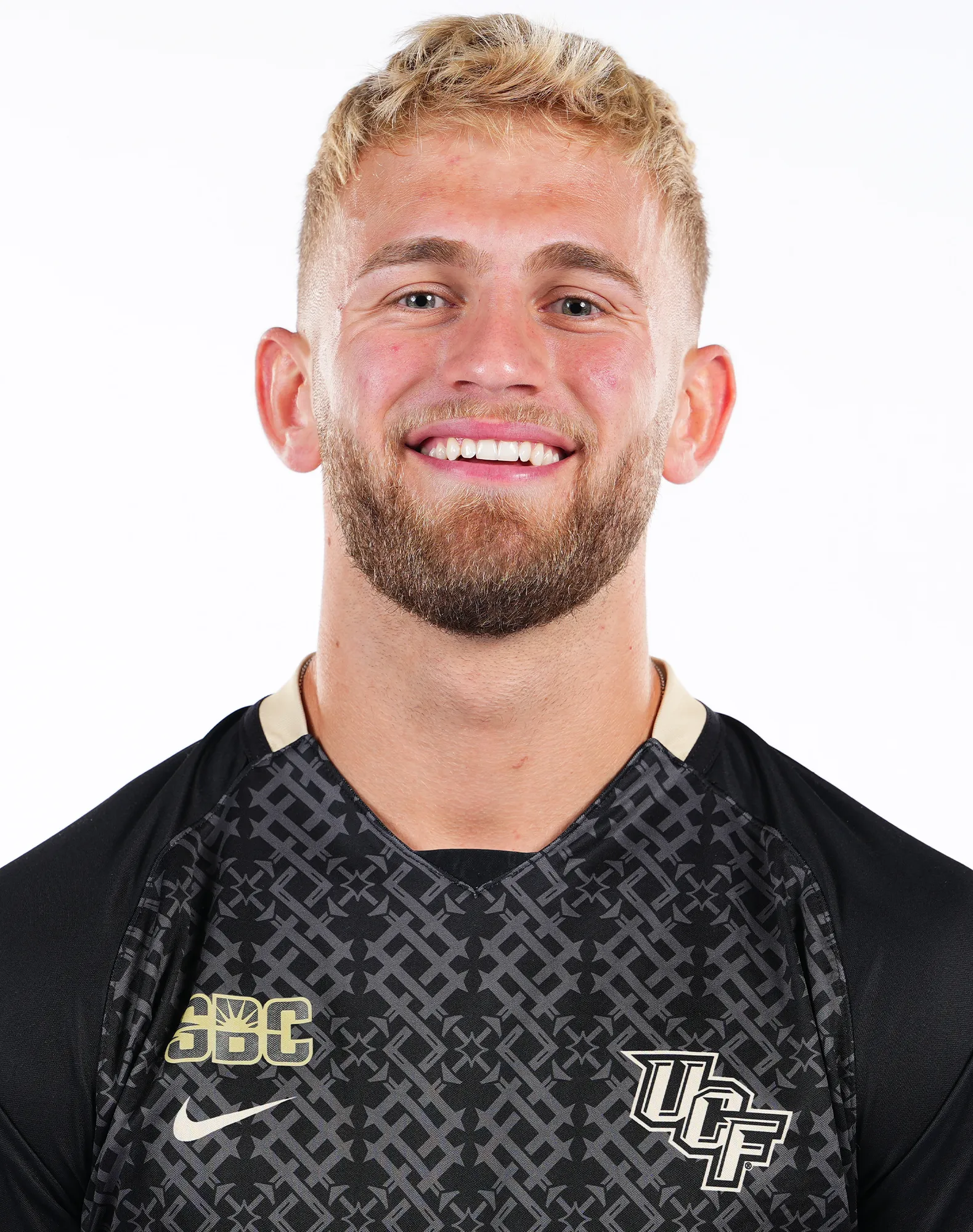 Jem Hewlett, Soccer, undefined