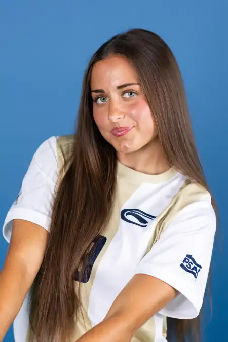 Nadia Gill, Soccer, Clarion