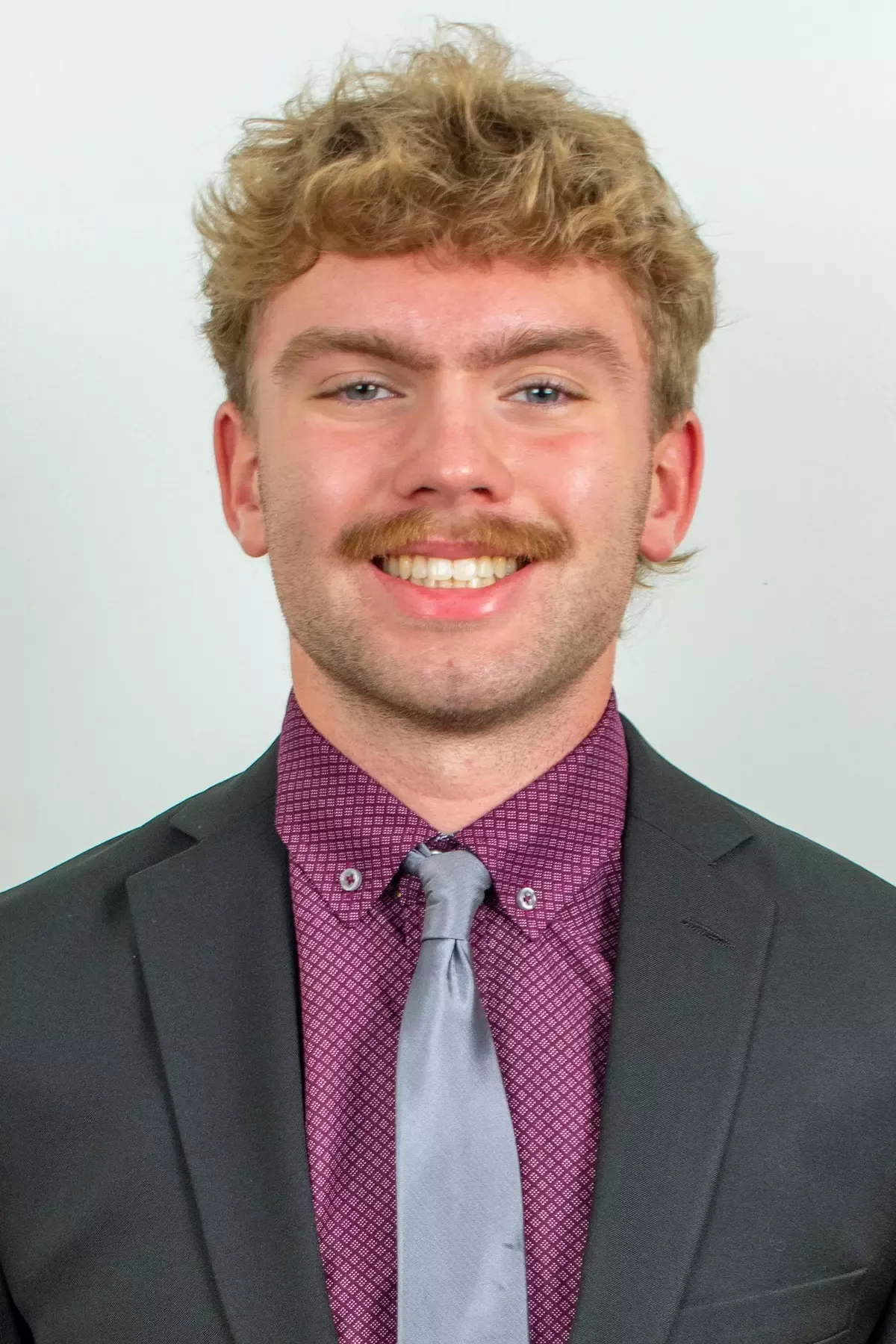 Matthew Hinman, Swimming & Diving, Iona University