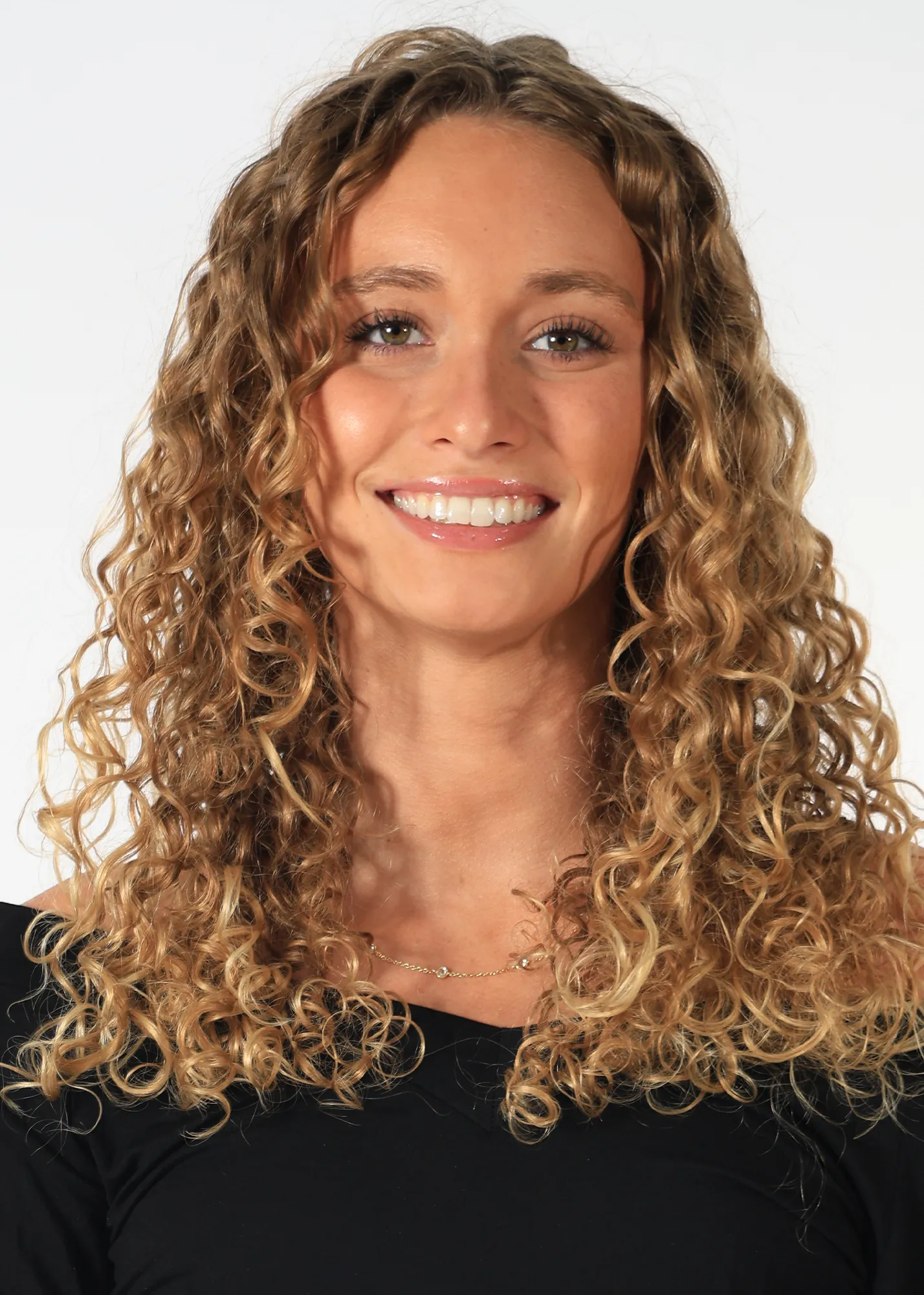 Zoe Weker, Swimming & Diving, University of Delaware