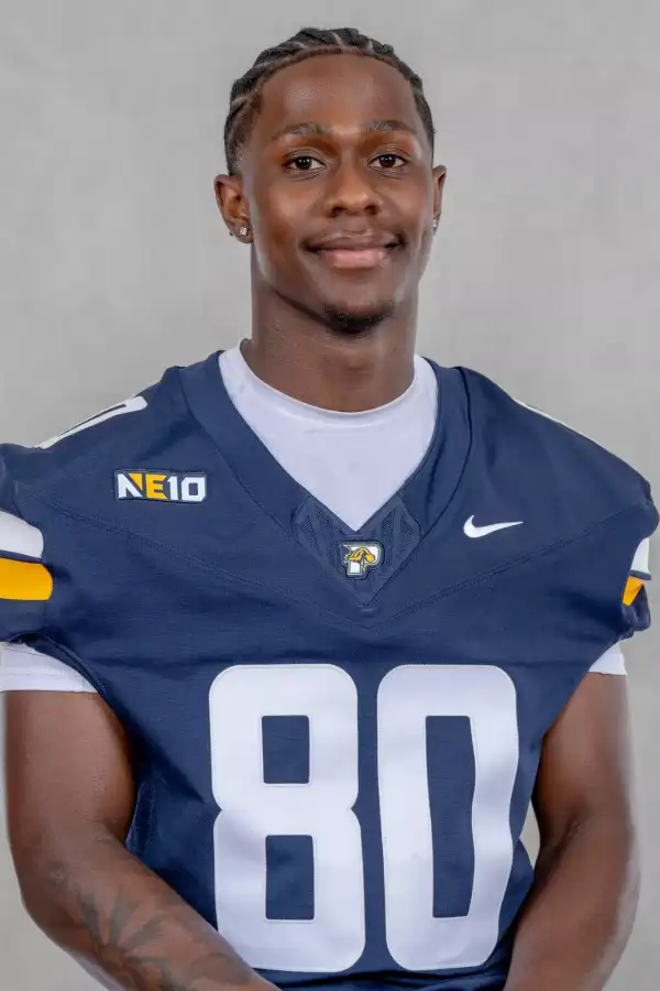 Hayezon Tobe, Football, Pace University