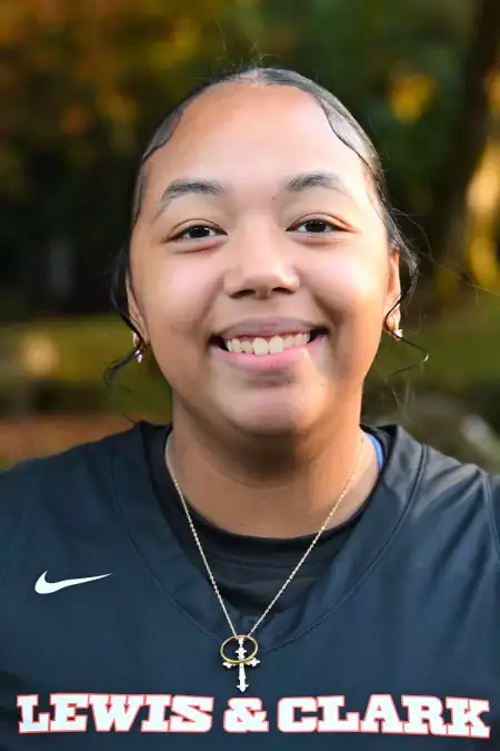 Ky Roussin, Basketball, Lewis & Clark College