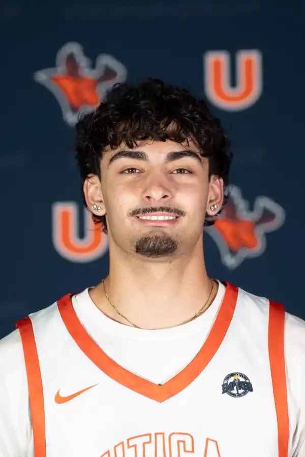 Johnny Kazantzis, Basketball, Utica University