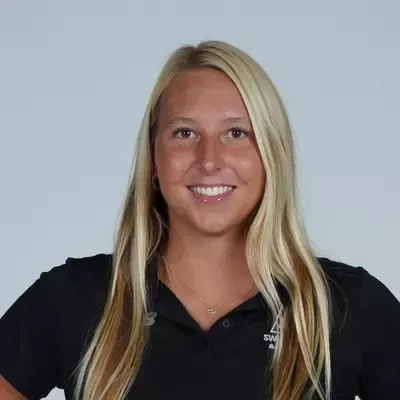 Summer Sakowicz, Swimming & Diving, Bryant University