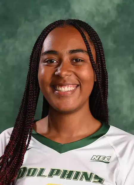 Amani Learry, Volleyball, Le Moyne College