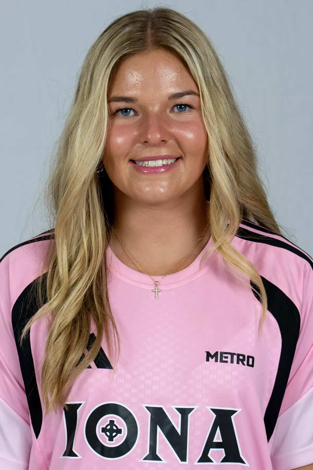 Addison Bowles, Soccer, Iona University