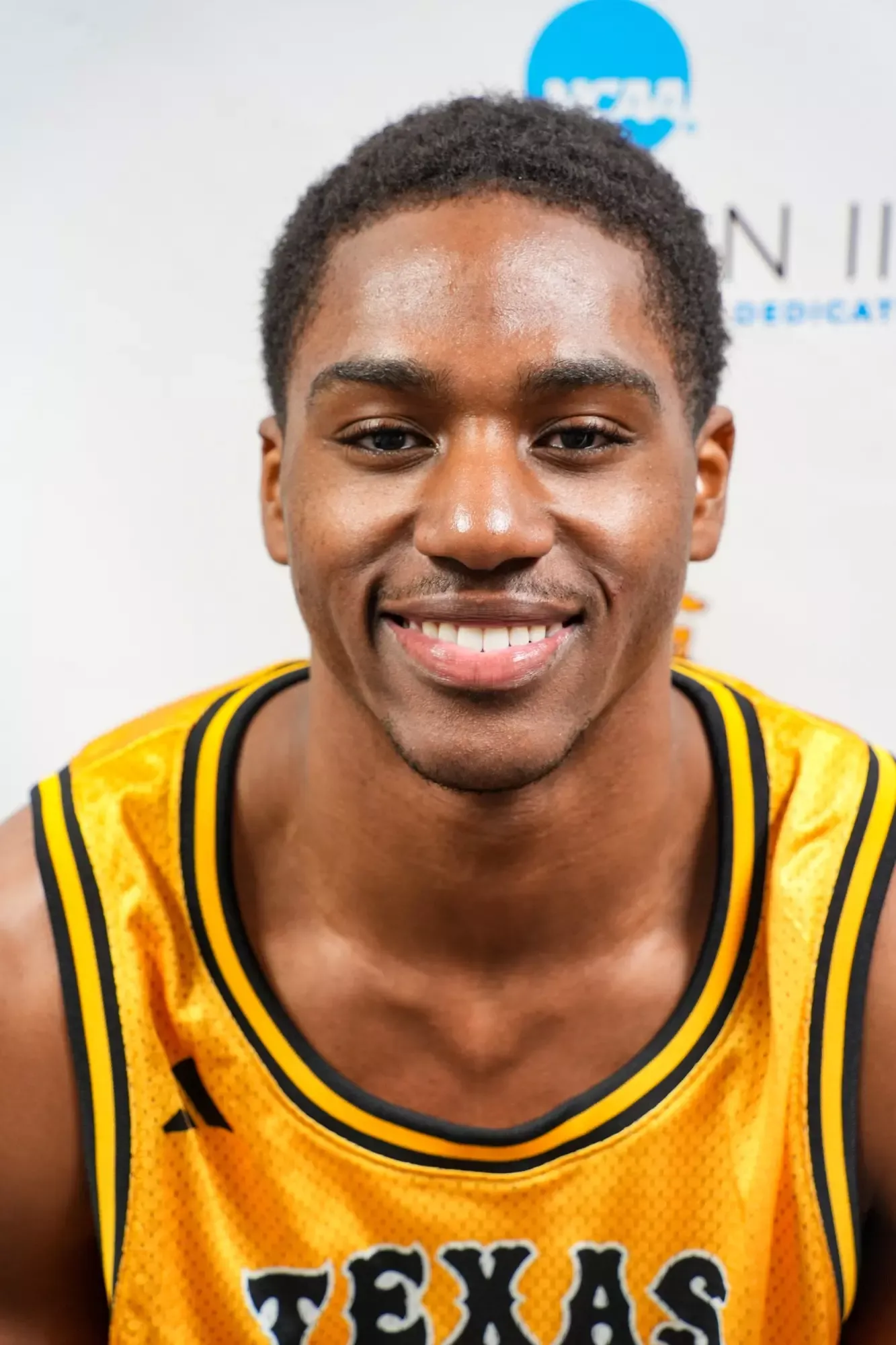 LaDarius King, Basketball, Texas Lutheran University