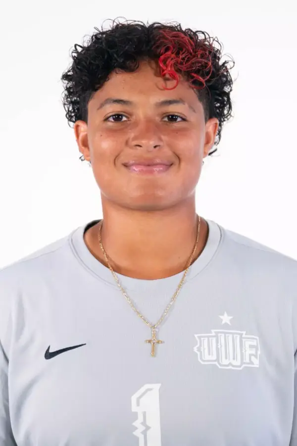 Karla Guzman-Ortiz, Soccer, University of West Florida