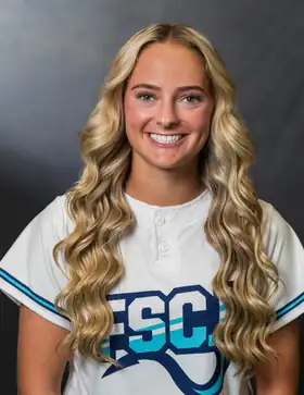 Alexis Laura, Softball, undefined