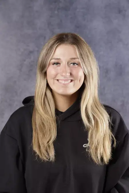 Chloe Betts, Basketball, Pacific Lutheran University