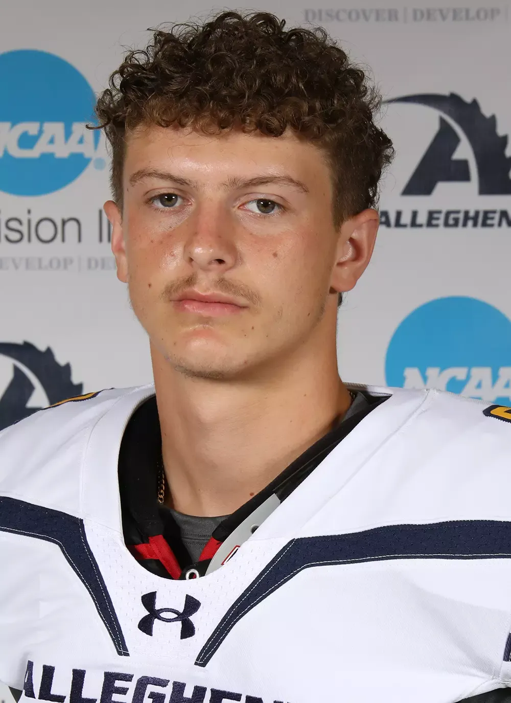Anthony Sines, Football, undefined