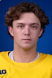 Miles Gust, Hockey, undefined