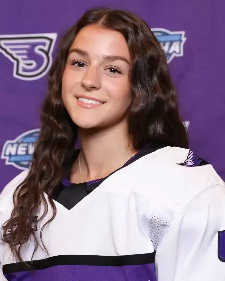 Fiona Waddick, Hockey, Stonehill College