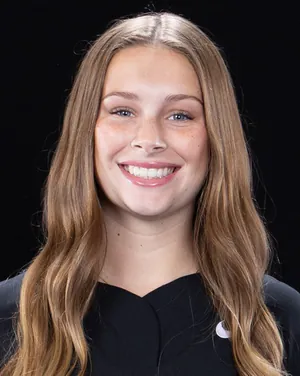 Koda Travers, Softball, undefined