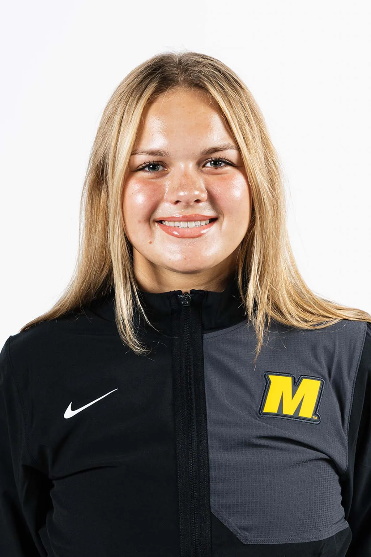 Zuzanna Krasnicki, Swimming & Diving, undefined