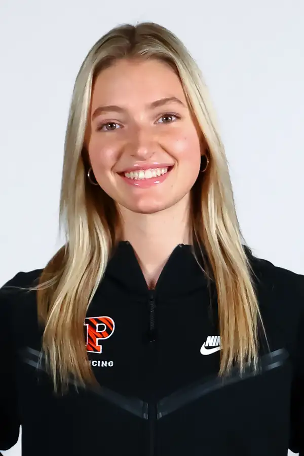 Madeline Sanz, Fencing, Princeton University