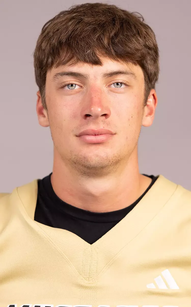 Ryan Kronbach, Football, undefined