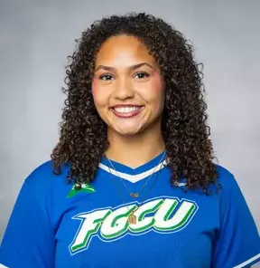 Kiki Daniels, Softball, undefined