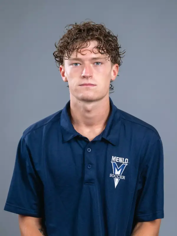 Hugo Few, Soccer, Menlo College