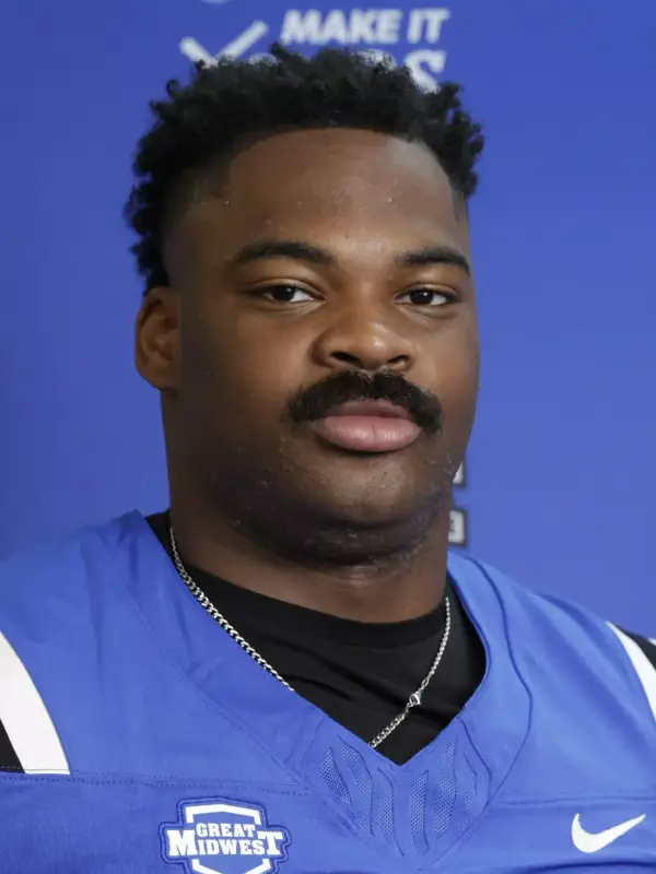 Tahj Meadows, Football, Thomas More University