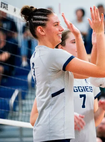 Ava Napierski, Volleyball, undefined