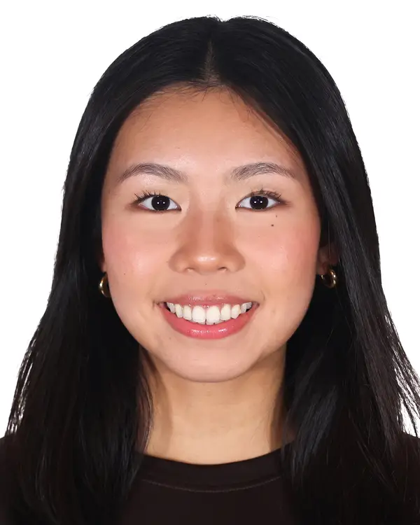 Lea Yang, Fencing, Brown University