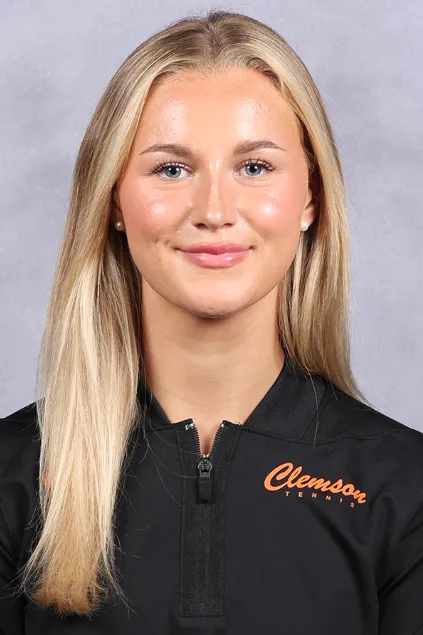 Talia Neilson-Gatenby, Tennis, undefined