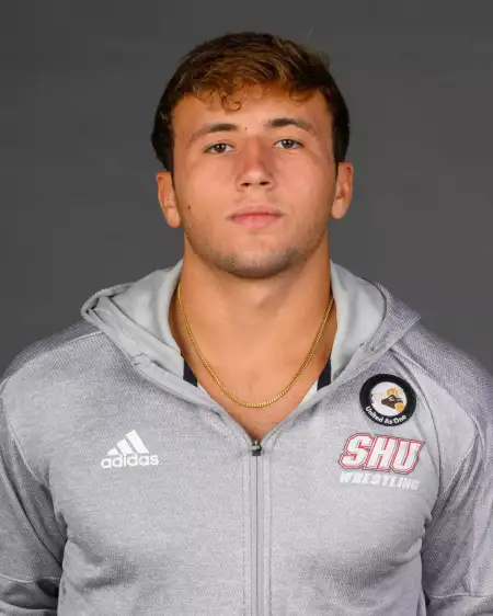 Eric Wolf, Wrestling, Sacred Heart University