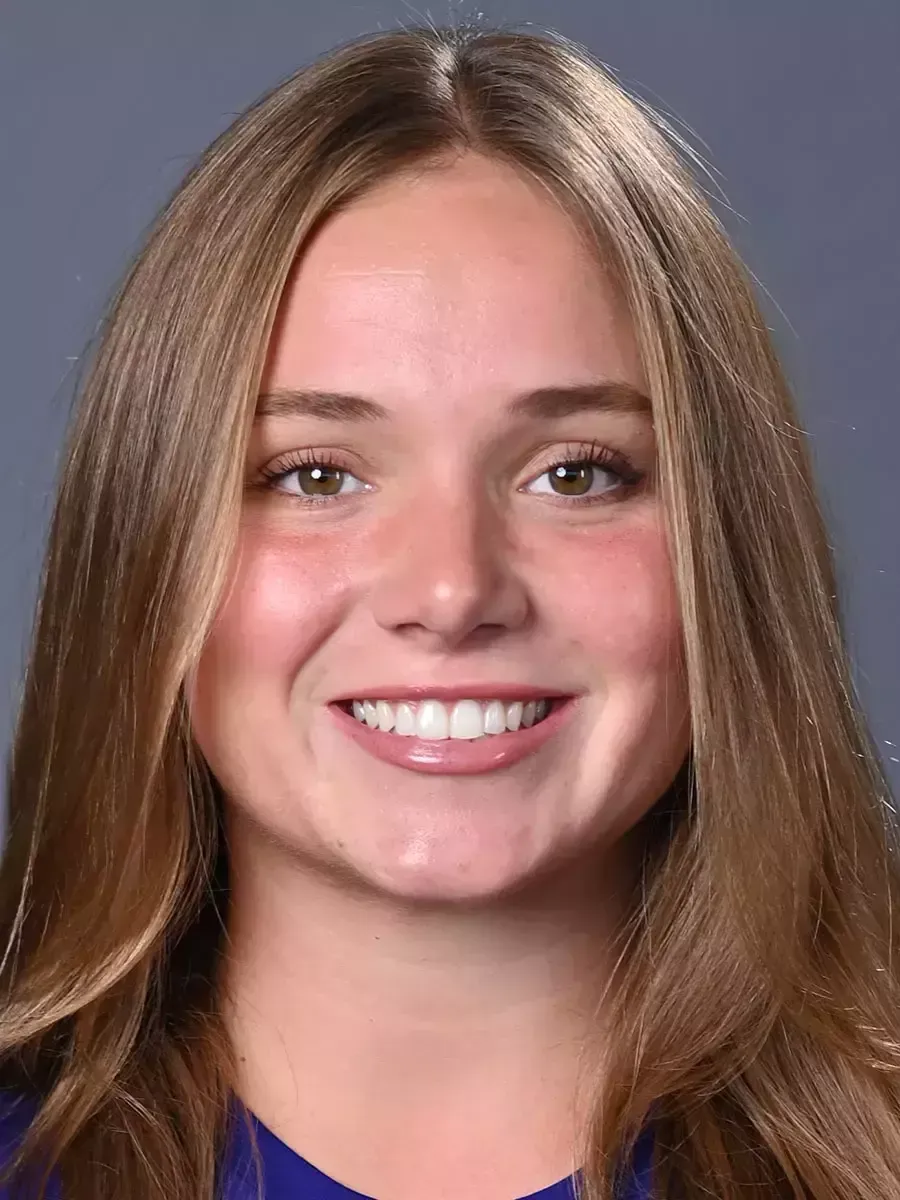 Josie Gieseman, Swimming & Diving, College of the Holy Cross