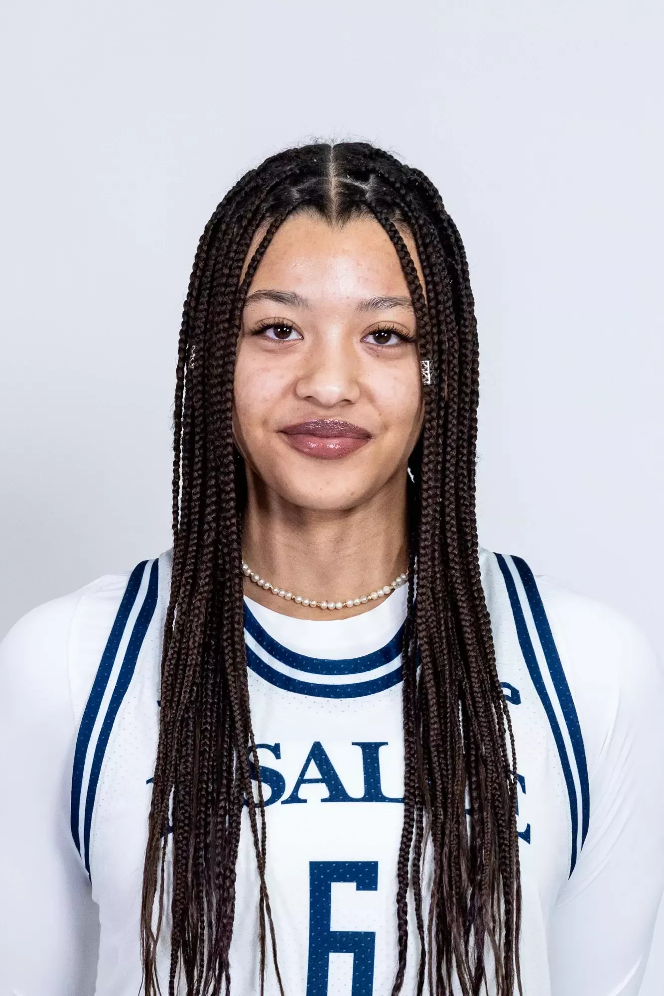 Jana Mbombo Njoya, Basketball, undefined