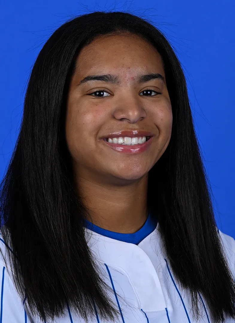 Cyara Geronimo, Softball, undefined