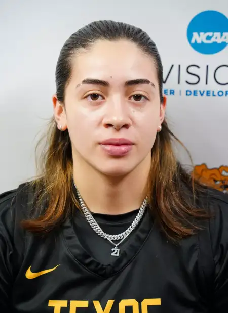 Hailey Martinez, Basketball, Texas Lutheran University