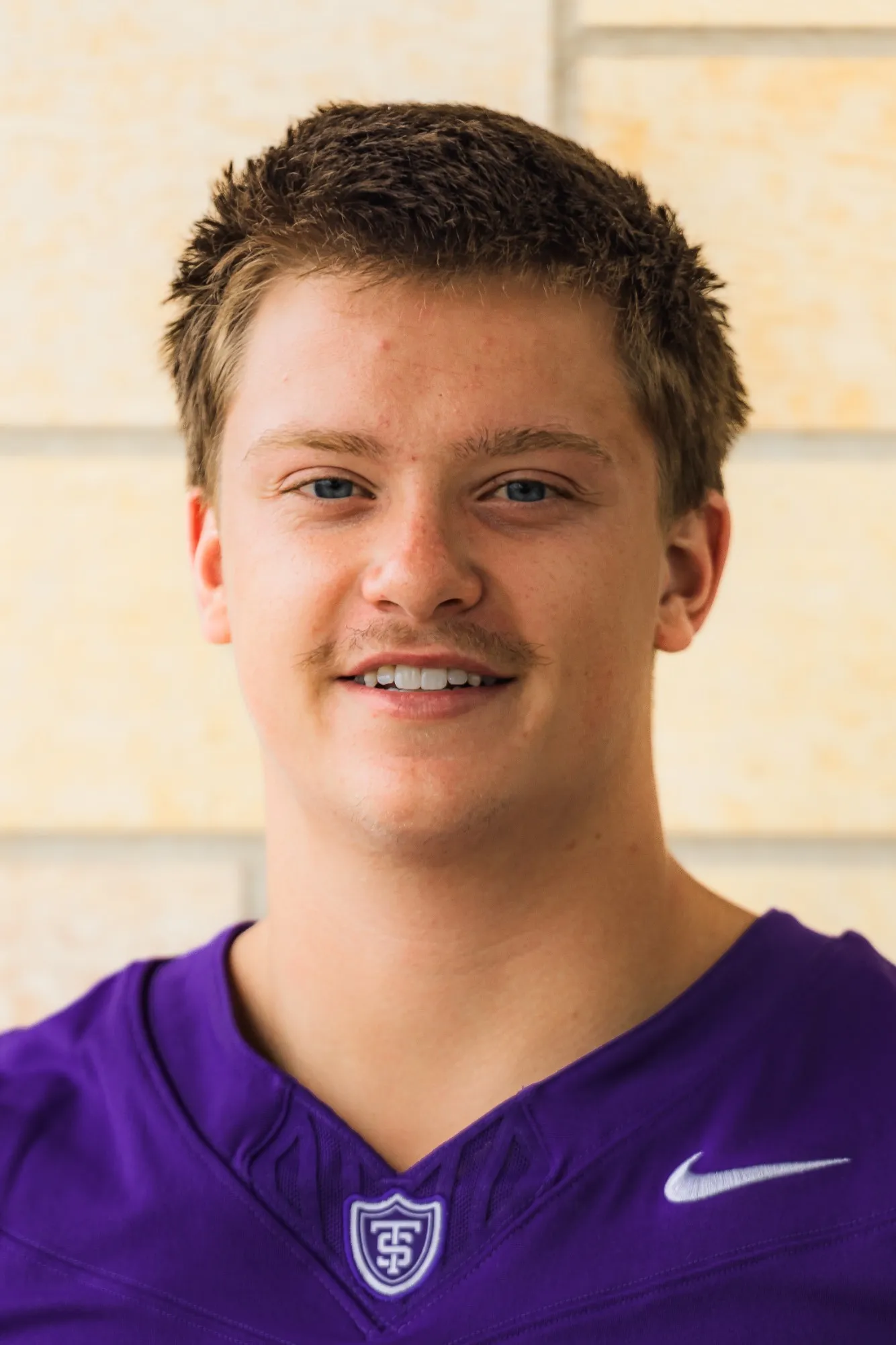 Lucas Peters, Football, undefined