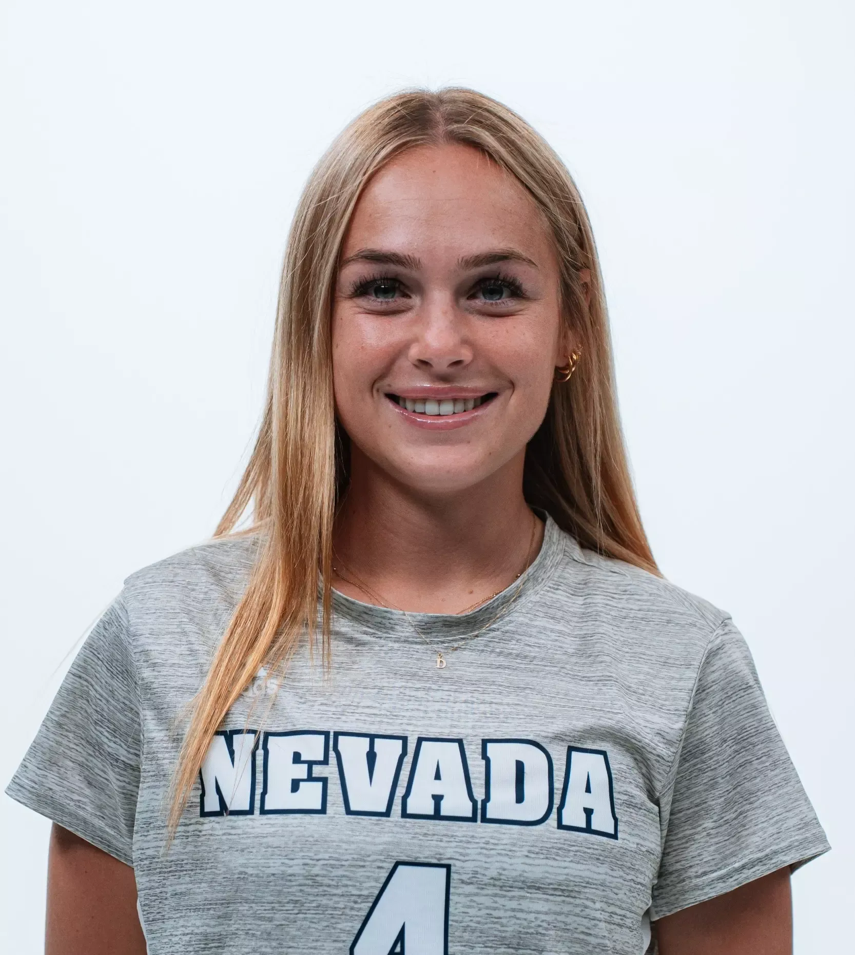 Serene Gronauer, Soccer, undefined