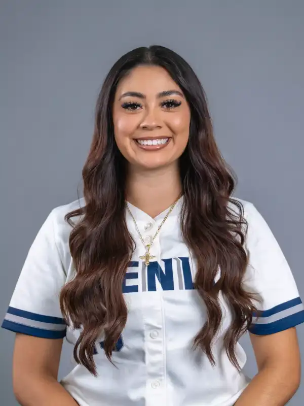 Alexis Bojorquez-Nava, Softball, Menlo College