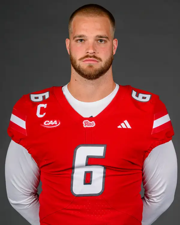 Logan Lyson, Football, Sacred Heart University