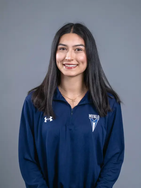 Janeth Davalos, Soccer, Menlo College