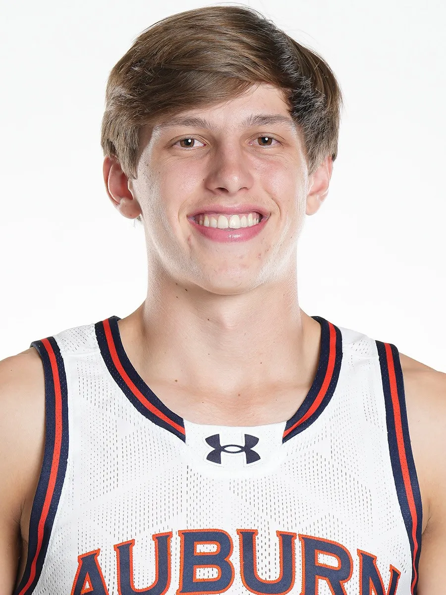 Blake Muschalek, Basketball, undefined