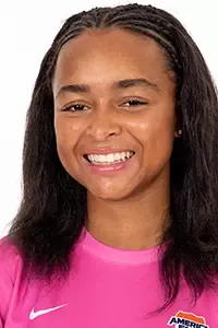 Leila Shaw, Soccer, undefined